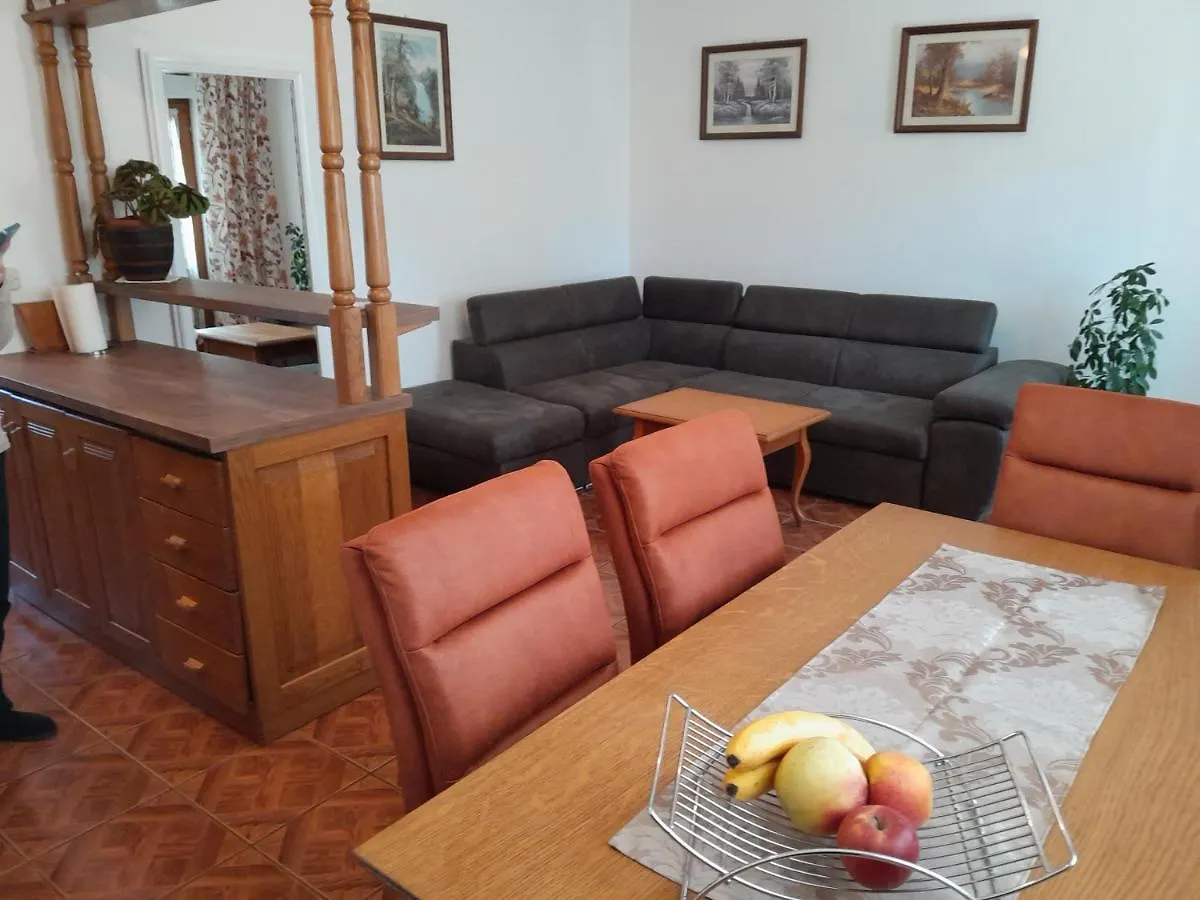 Apartments Ivicek Porec Croatia
