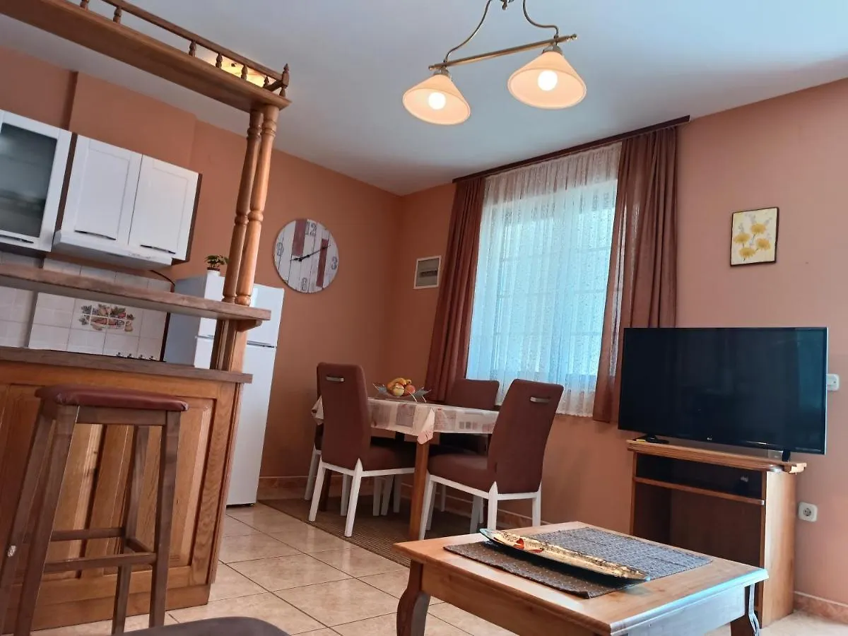 Apartments Ivicek 포레치 크로아티아
